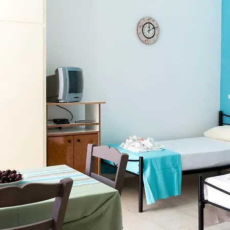 Apartment Studio On The Beach Of Rethymno