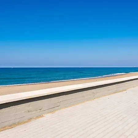 Apartmán Studio On The Beach Of *